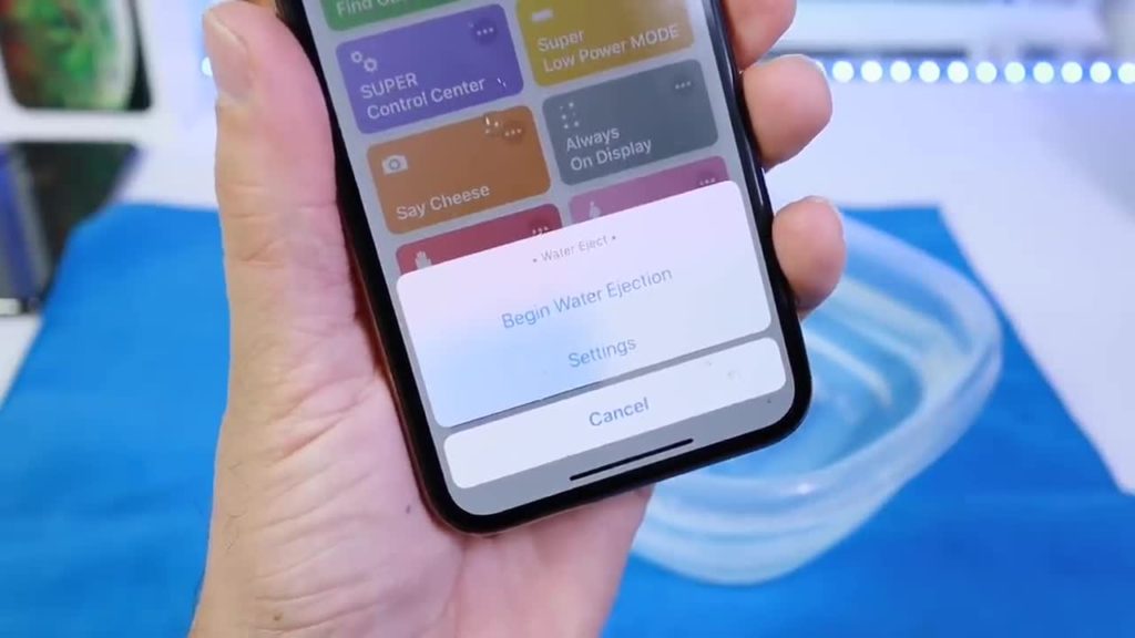 How to Eject Water from iPhone Using Siri Shortcuts • TechRT