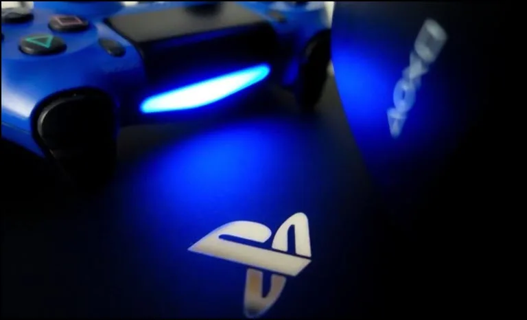 PS4 Controller Blue Light