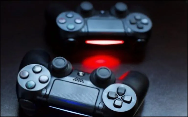 PS4 Controller Red Light