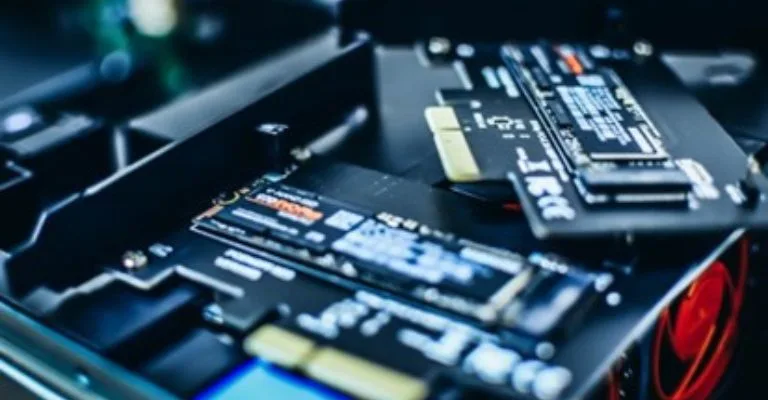 512GB SSD 512GB SSD