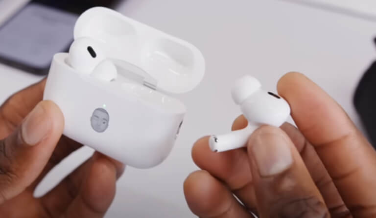 Opening Airpods Case