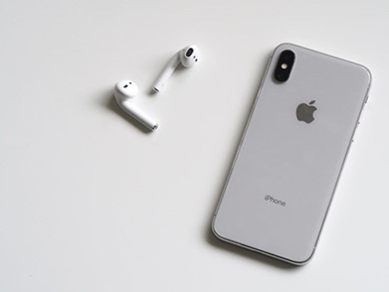 Airpods And Iphone