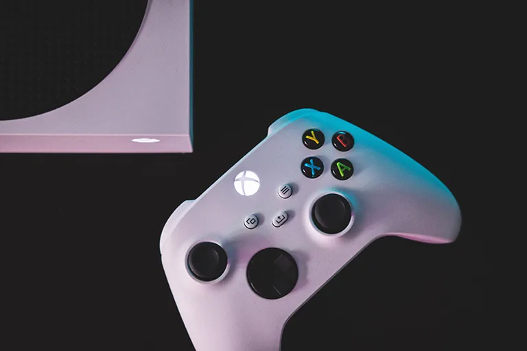 Press Power Button on Xbox Controller Press Power Button on Xbox Controller